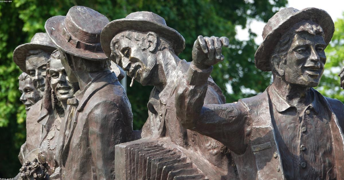 Surf e meditazione: un connubio di pace e adrenalina