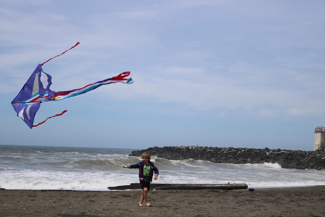 Kitesurf per Principianti: Guida Completa per Iniziare in Sicurezza