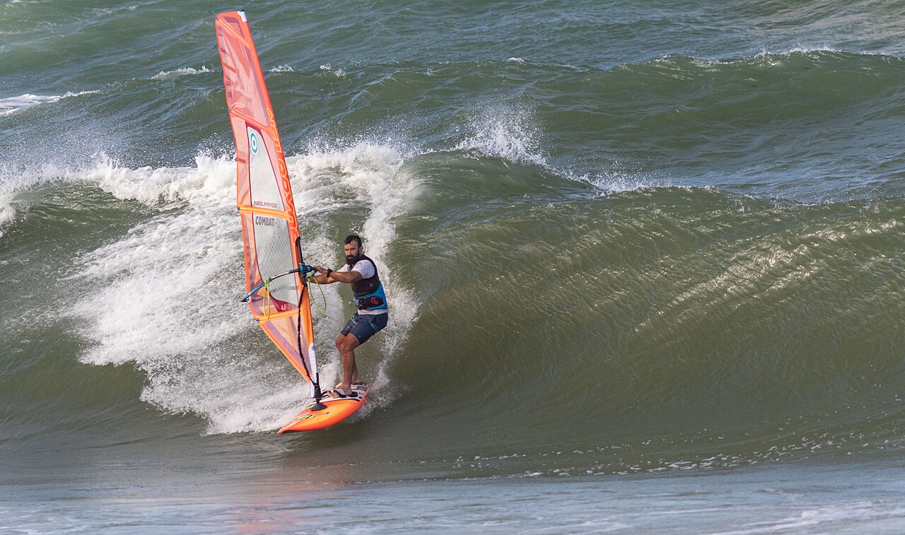 windsurfing (foto: texaus1 / CC BY 2.0, Wikimedia Commons)